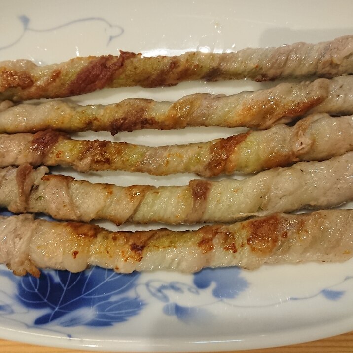 アスパラまるごと一本肉巻き